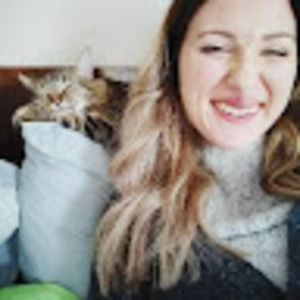 Meet your Posher, Cait